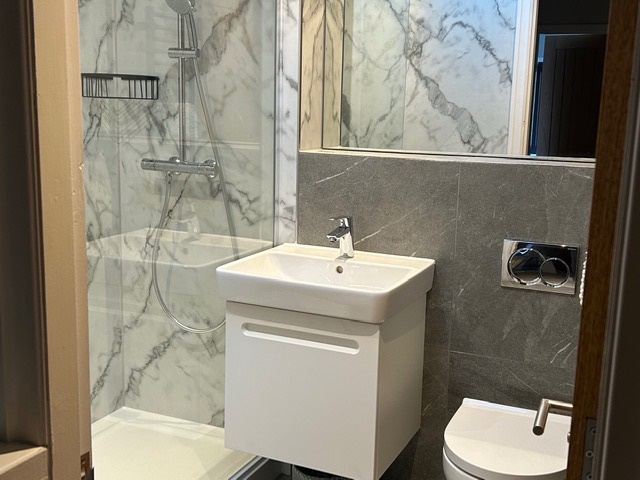 Sunnyside Cottage Bathroom, Grassington